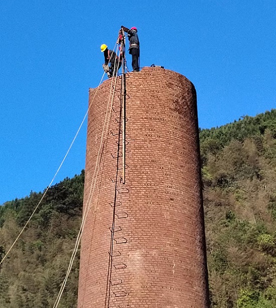 煙囪拆除公司:技術精湛,實現高效精準拆除